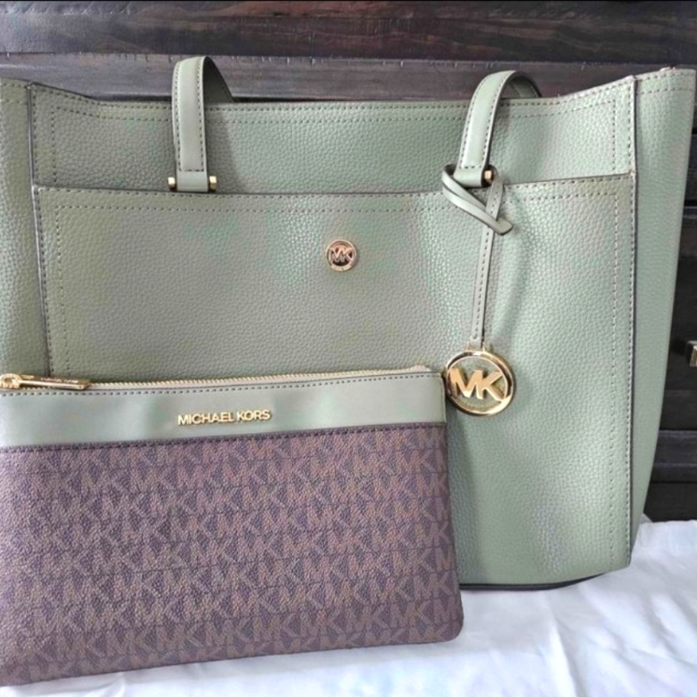 Michael Kors Shoulder Bag Set- Sage Green Pebbled Leather